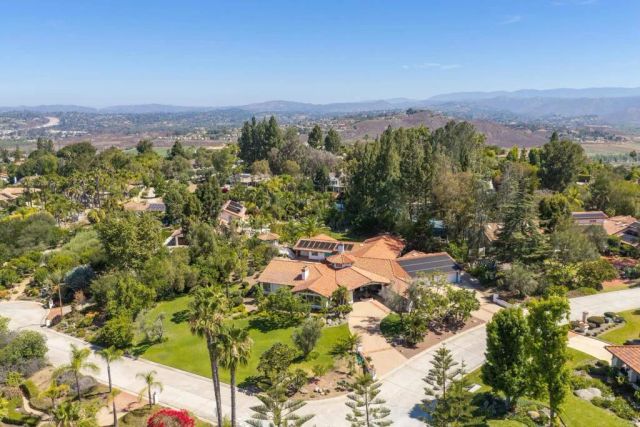 18714 Bernardo Trails Drive, San Diego, CA 92128