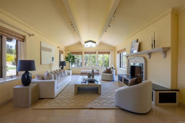 18714 Bernardo Trails Drive, San Diego, CA 92128