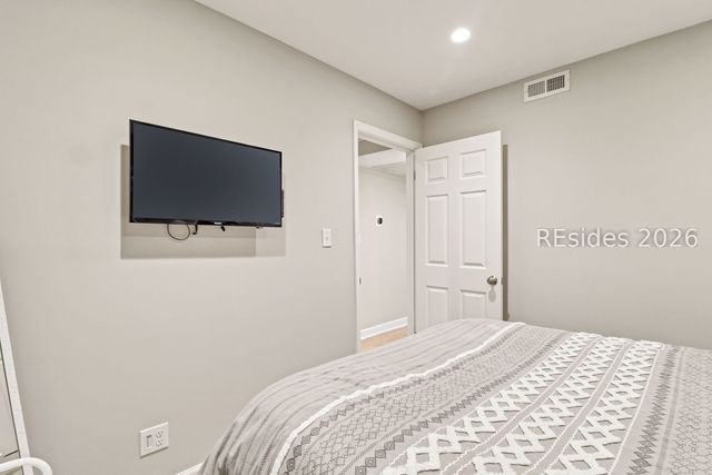 4 Forest Beach Drive N, N 107, Hilton Head Island, SC 29928