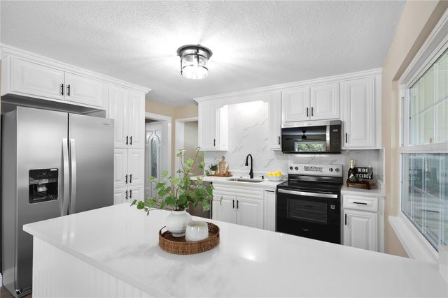 2712 S CRYSTAL LAKE DRIVE, Orlando, FL 32806