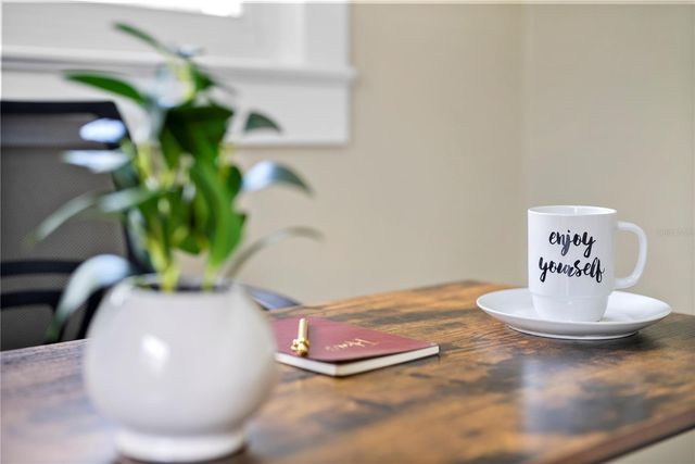 2712 S CRYSTAL LAKE DRIVE, Orlando, FL 32806