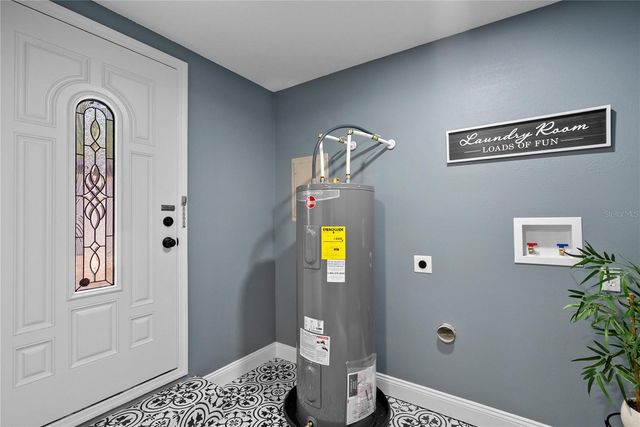 2712 S CRYSTAL LAKE DRIVE, Orlando, FL 32806