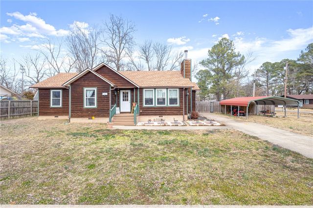 250 W Yoes Place, Fayetteville, AR 72701