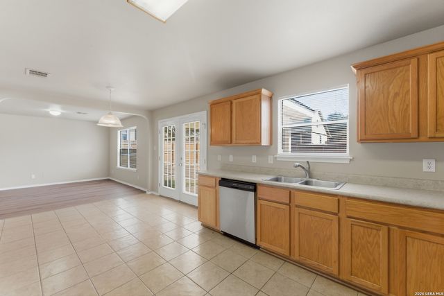 1754 Barking Wolf, San Antonio, TX 78245