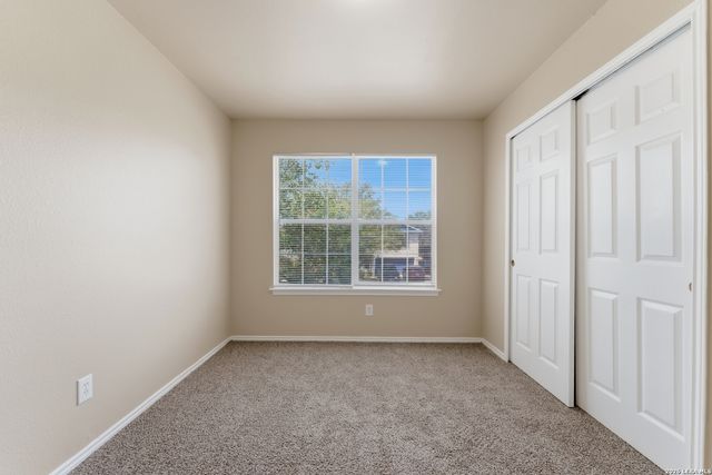 1754 Barking Wolf, San Antonio, TX 78245