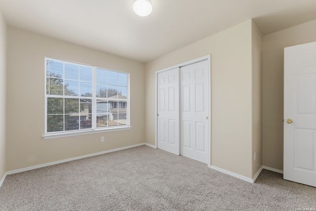 1754 Barking Wolf, San Antonio, TX 78245