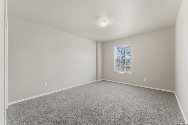 1754 Barking Wolf, San Antonio, TX 78245