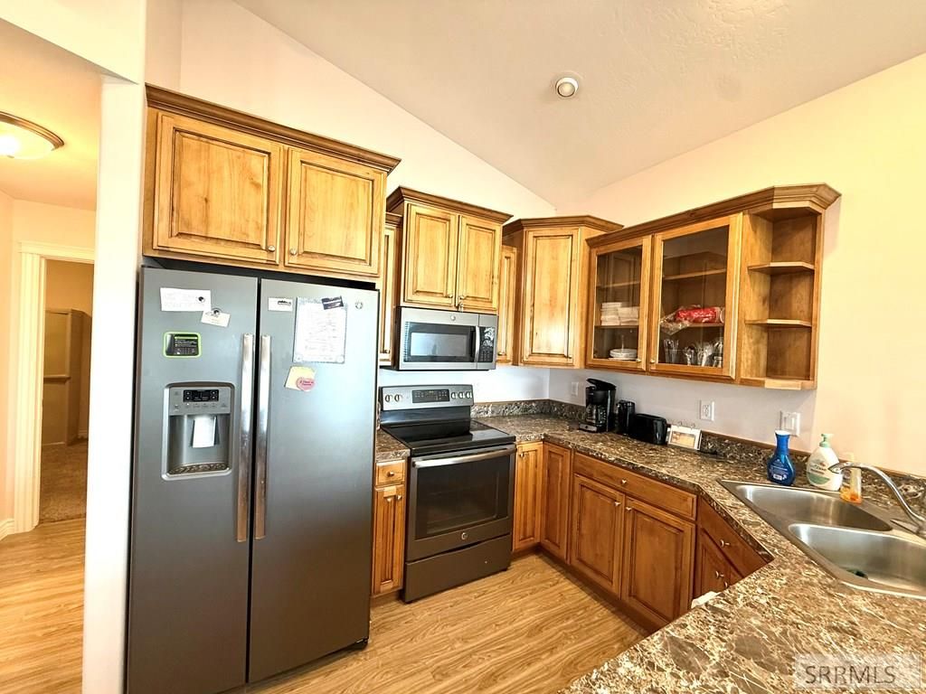 Image 8 of property listing at 492 Gwen Loop, Blackfoot, ID 83221