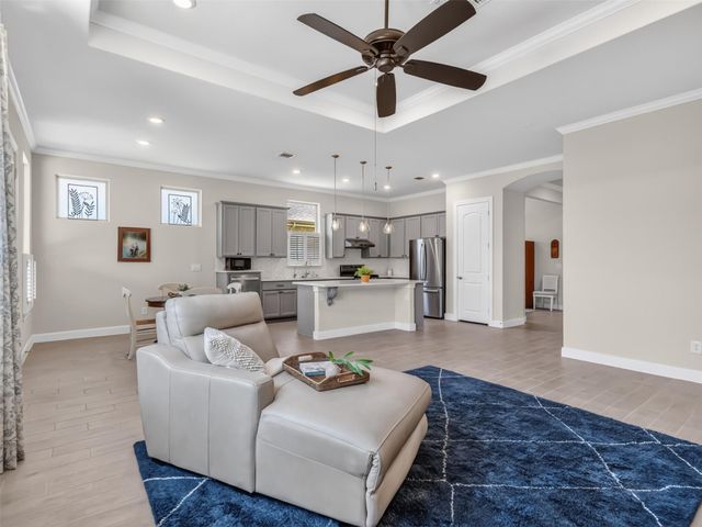 223 Spotted Saddle Court Court, The Woodlands, TX 77382