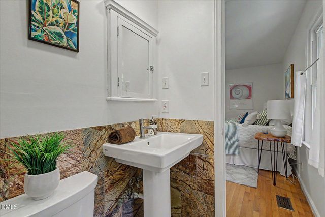 508 Yorktown Drive, Chapel Hill, NC 27516