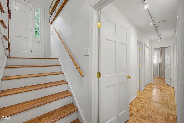 508 Yorktown Drive, Chapel Hill, NC 27516