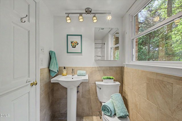 508 Yorktown Drive, Chapel Hill, NC 27516