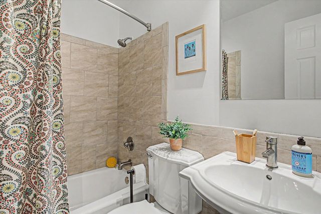 508 Yorktown Drive, Chapel Hill, NC 27516