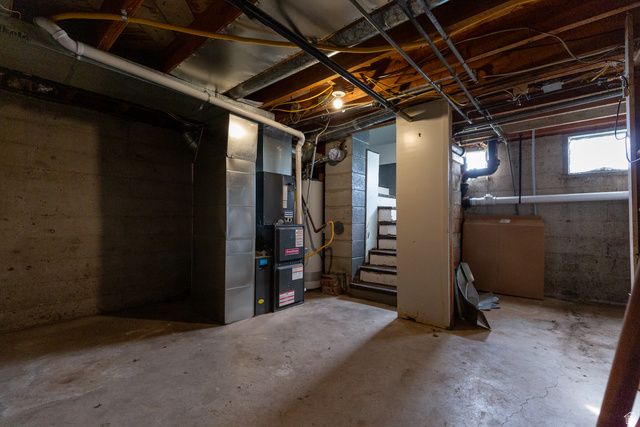 9205 S 100 E, Paradise, UT 84328