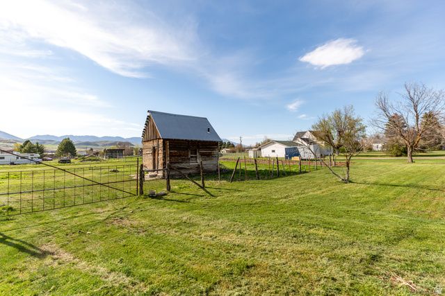 9205 S 100 E, Paradise, UT 84328