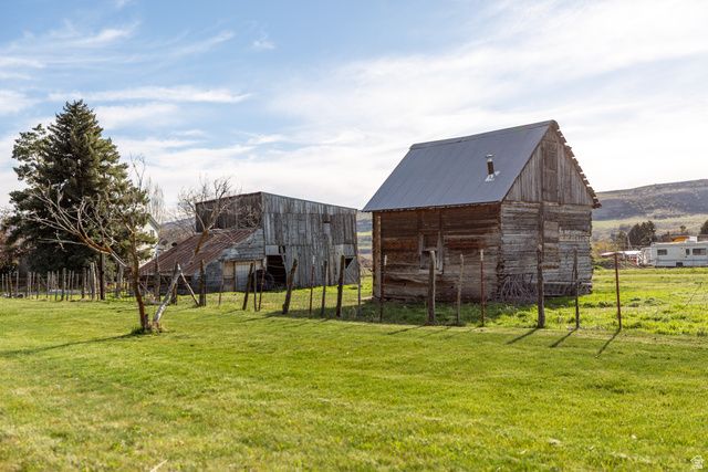 9205 S 100 E, Paradise, UT 84328