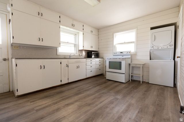 9205 S 100 E, Paradise, UT 84328