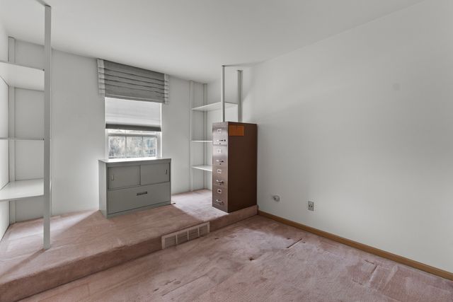 1150 Coventry Lane, Bolingbrook, IL 60440