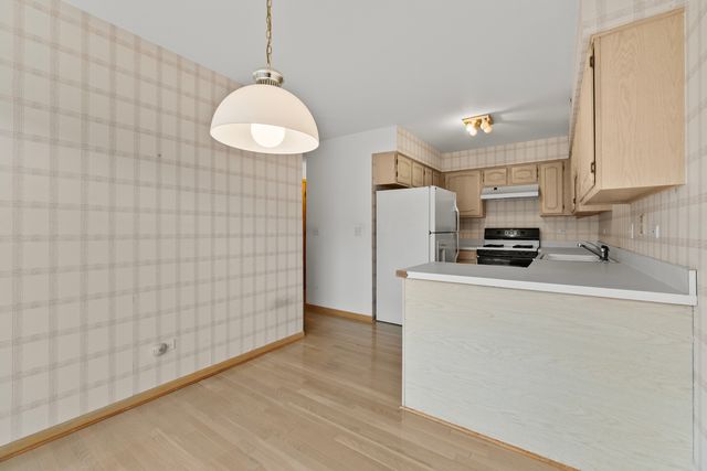 1150 Coventry Lane, Bolingbrook, IL 60440