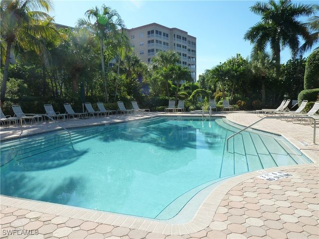14819 Laguna DR 203, Fort Myers, FL 33908