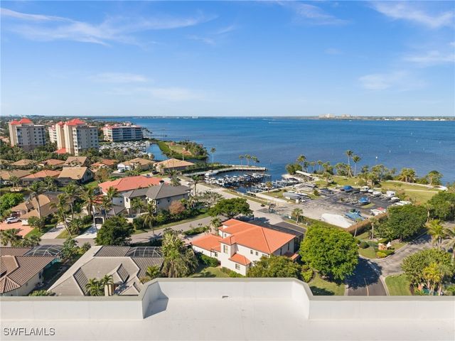 14819 Laguna DR 203, Fort Myers, FL 33908