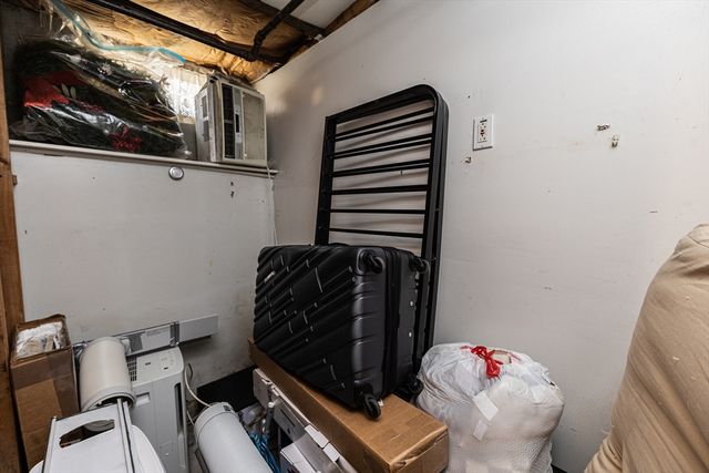 13 Vinton St 3, Boston, MA 02127