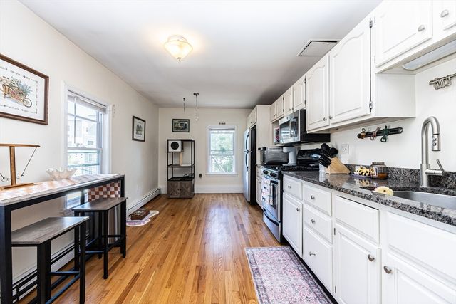 13 Vinton St 3, Boston, MA 02127