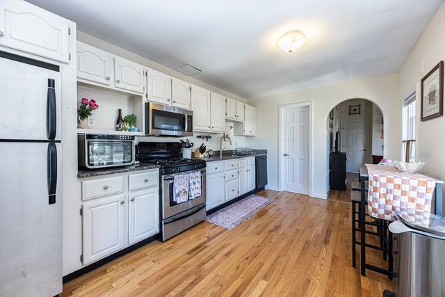 13 Vinton St 3, Boston, MA 02127