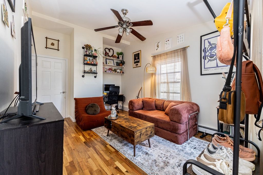 13 Vinton St 3, Boston, MA 02127
