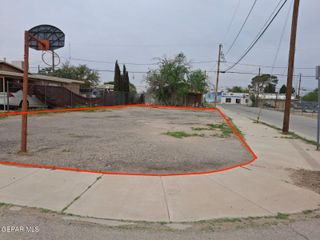 250 Begonia Place, El Paso, TX 79907