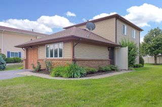 564 Sauk Court, Carol Stream, IL 60188