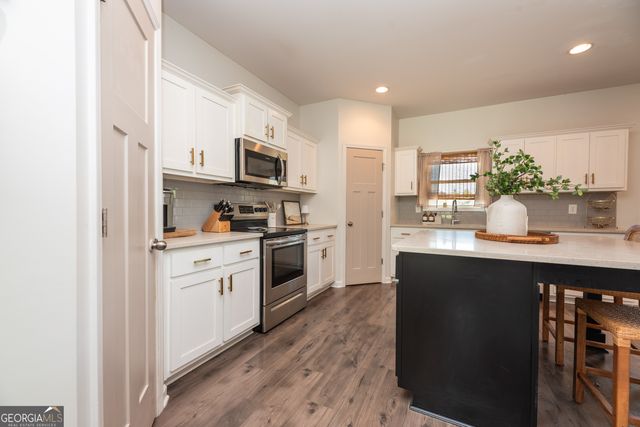 116 Sandalwood Drive, Carrollton, GA 30117
