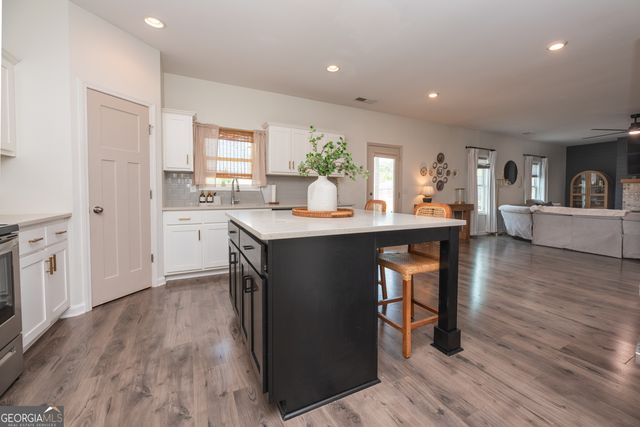 116 Sandalwood Drive, Carrollton, GA 30117