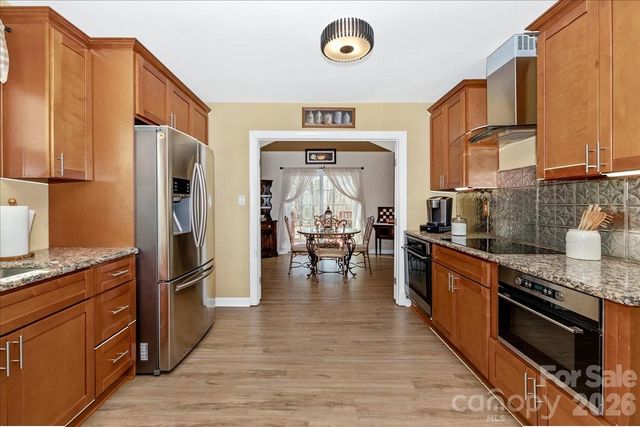 6415 Saddlewood Drive, Waxhaw, NC 28173