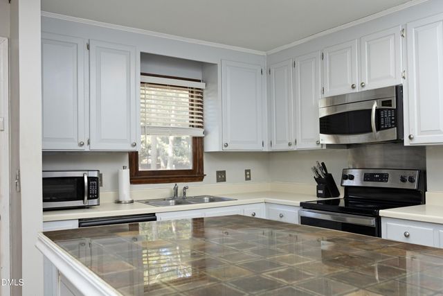 5544 Sharpe Drive, Raleigh, NC 27612