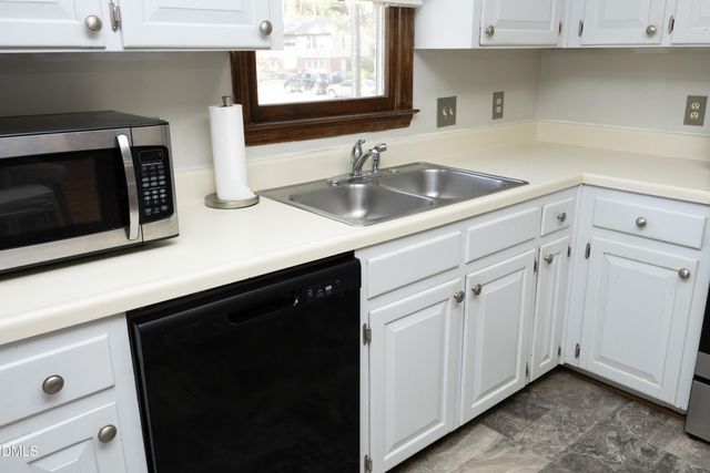 5544 Sharpe Drive, Raleigh, NC 27612