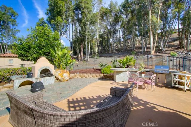 26161 Wyndemere Court, Escondido, CA 92026