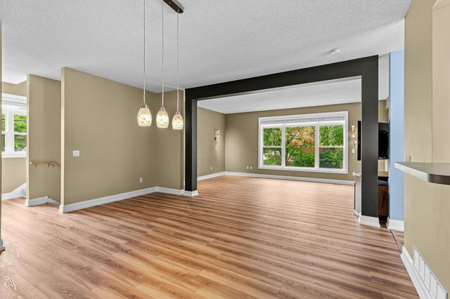 416 Duke Street, Saint Paul, MN 55102