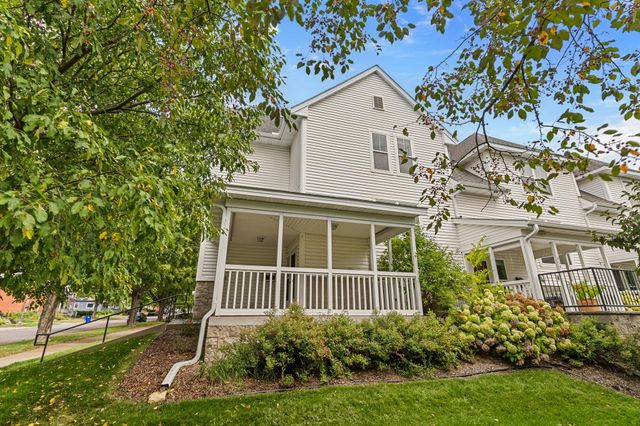416 Duke Street, Saint Paul, MN 55102