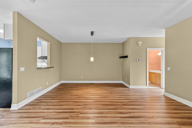 416 Duke Street, Saint Paul, MN 55102