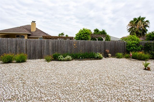 13954 Seafarer Dr, Corpus Christi, TX 78418