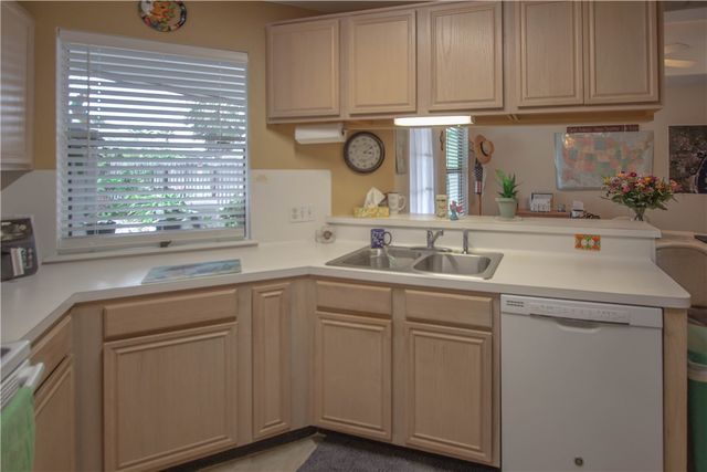 13954 Seafarer Dr, Corpus Christi, TX 78418