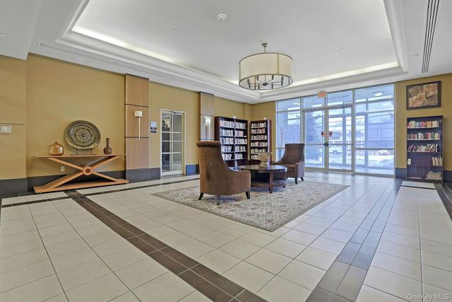 300 Mamaroneck Avenue 328, White Plains, NY 10605