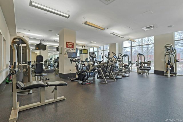 300 Mamaroneck Avenue 328, White Plains, NY 10605