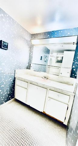 1550 NE 191st St 306, Miami, FL 33179