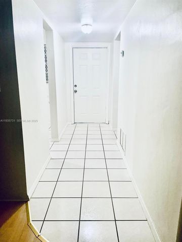 1550 NE 191st St 306, Miami, FL 33179