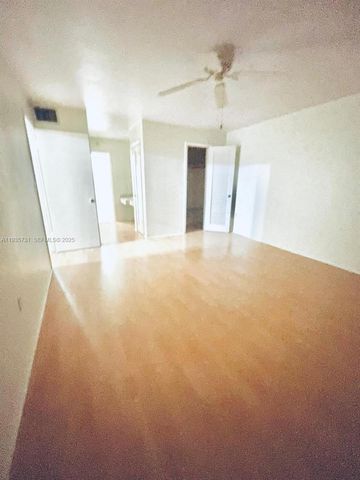 1550 NE 191st St 306, Miami, FL 33179