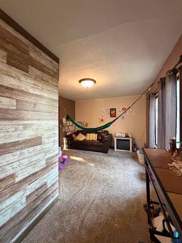 194 40th Ave Avenue, Hills, MN 56138