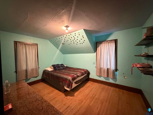 194 40th Ave Avenue, Hills, MN 56138