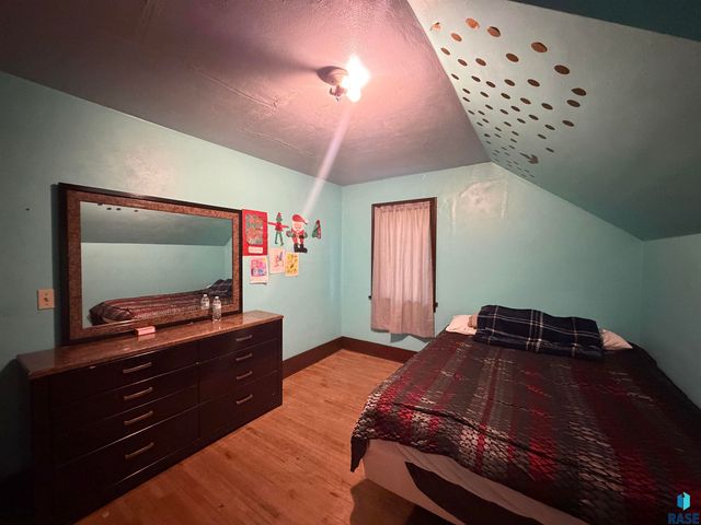 194 40th Ave Avenue, Hills, MN 56138